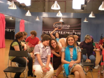 La cantante y actriz sevillana Paz Alarcón pasa a la final de Cántame cómo pasó en TVE .