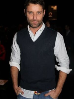 Viki Berrocal, con once kilos menos,  presenta su nueva colección en Sevilla con Virginia Troconis, Marta Sánchez, Boris, Ana García Siñeriz y Nuria March