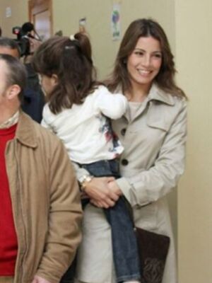 El cordobés y su mujer, dos personas solidarias, el presentó un festival para niños discapacitados y ella ha colaborado en el rastrillo   