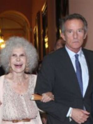La Duquesa de Alba podría casarse en septiembre en el palacio de dueñas de Sevilla