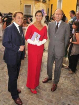 Salida de Alfonso Díez  del Hotel EME