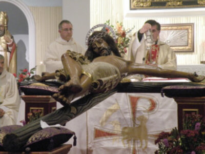 Solemne Función Eucarística con el Cristo de San Agustín en Santa Clara.