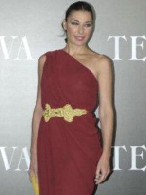 La duquesa de Alba, premio a la mejor embajadora de Sevilla en el mundo apoya a SM el rey