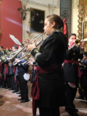 Sevilla.Concierto de marcha procesional de la A.M Dulce Nombre de Jesús de Estepa  en la Iglesia  Parroquial por la Hermandad del Nazareno de Alcalá del Rio.