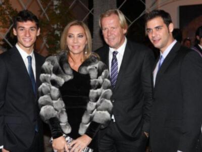 Alfonso Díez ejerce de duque de alba y entrega premio a Bo Derek