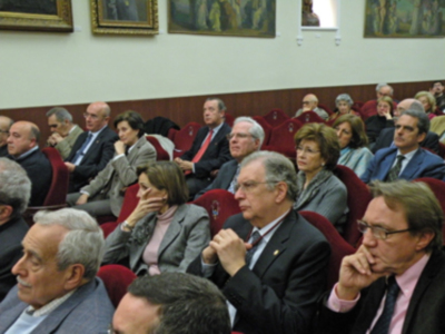  Sevilla.El Ateneo reconoció la labor de Caritas Diocesana con  la medalla de Oro  de su instituición.