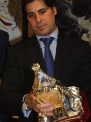 Francisco Rivera no comprende el enfado de la duquesa de Alba y Eugenia Martínez de Irujo con él