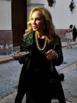 Carmen Lomana en la Semana Santa sevillana