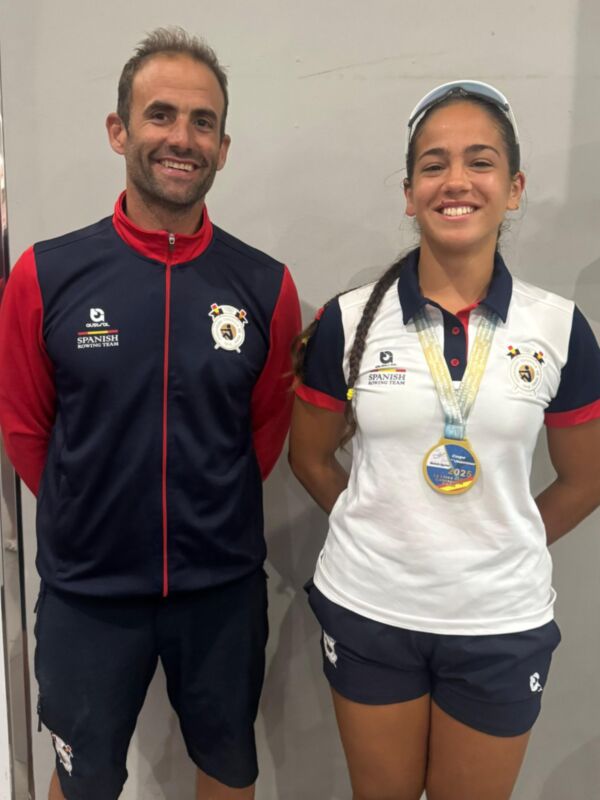 Doble oro para el remo andaluz en la Copa de la Juventud beach sprint de La Línea