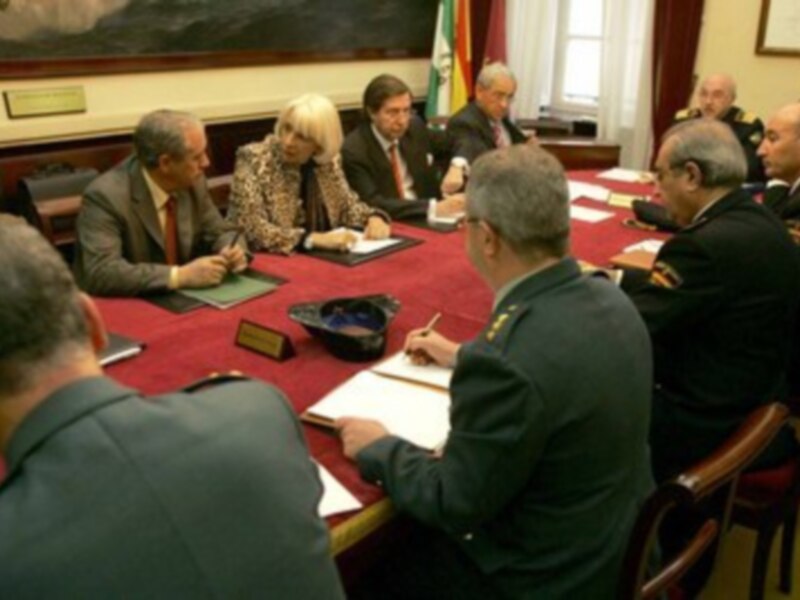 La Junta Local de Seguridad de Cádiz prepara el Plan de Tráfico y Seguridad para los Carnavales