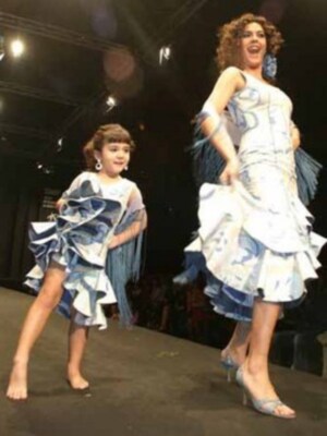 Alba Molina compagina la música con las pasarelas