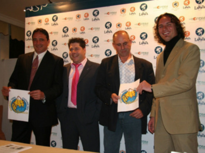 Todo listo para la partida de la Expedición Andalucía Everest ´06