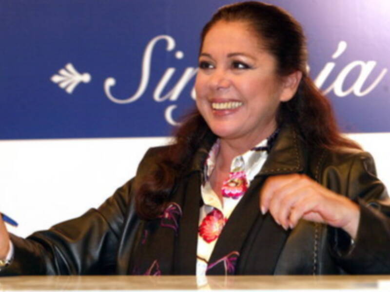Isabel Pantoja ha sido estafada por el Forum Filatélico
