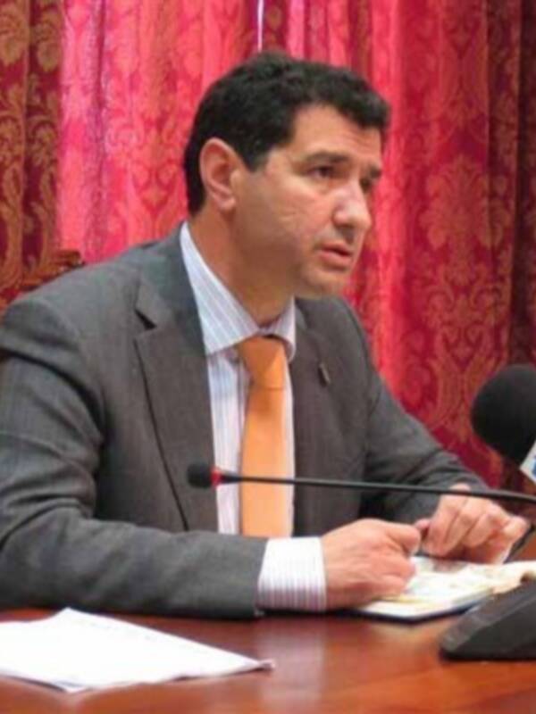 Entrevista exclusiva con el alcalde de Chipiona tras la muerte de Rocío Jurado