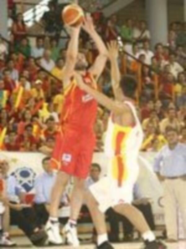 España impone su calidad ante Angola (97-73)