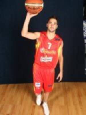 Juan Carlos Navarro, 100 partidos como internacional ante Angola