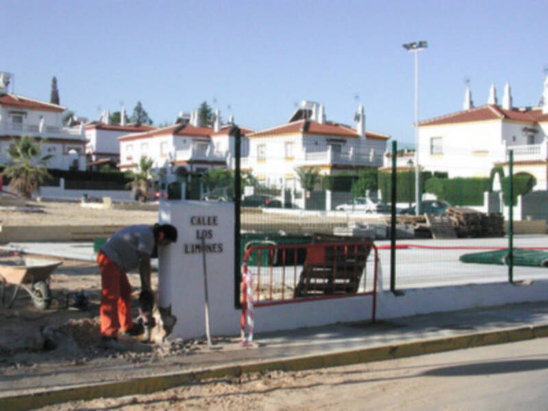 Gines: se inician las obras del nuevo parque público de Los Limones