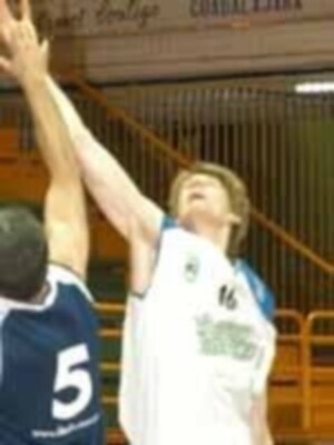 Henk Norel sorprende una semana más en la liaga adecco leb-2 de baloncesto
