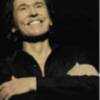 Raphael publica el DVD Cerca de ti con 35 canciones a voz y piano