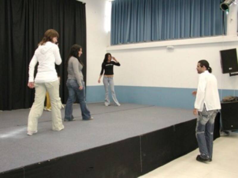 Comienza el taller gratuito de Teatro para los jóvenes de Gines