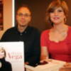 Pasion Vega presento su biografia en Sevilla 