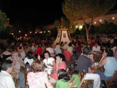 Gines: el ciclo "Plazas con Encanto" se inicia esta semana en el Paseo Juan de Dios Soto