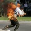 Un inmigrante rumano se prende fuego en Castellón para denunciar su situación económica.