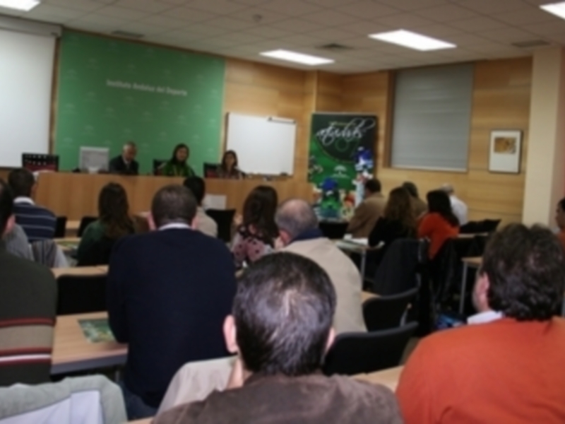 Expertos analizan las aplicaciones del marketing en el ámbito deportivo durante un curso celebrado en Málaga