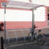 Gines incorpora su primer bicicletero junto al Pabellón Cubierto