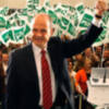 Chaves logra mantener la mayoría absoluta en Andalucia  pese a la histórica subida del PP
