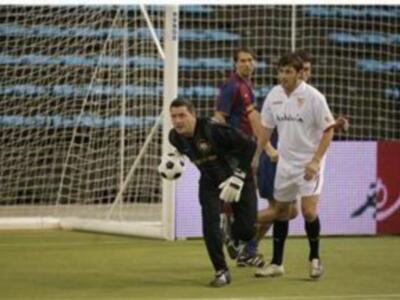 PACO BUYO Y CARLES BUSQUETS, LOS PORTEROS DE LA SELECCIÓN ESPAÑOLA, MIDEN FUERZAS EL PRÓXIMO VIERNES EN EL GRAN CLÁSICO 