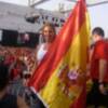 Miles de sevillanos salieron a la calle para animar a la selección española de fútbol.