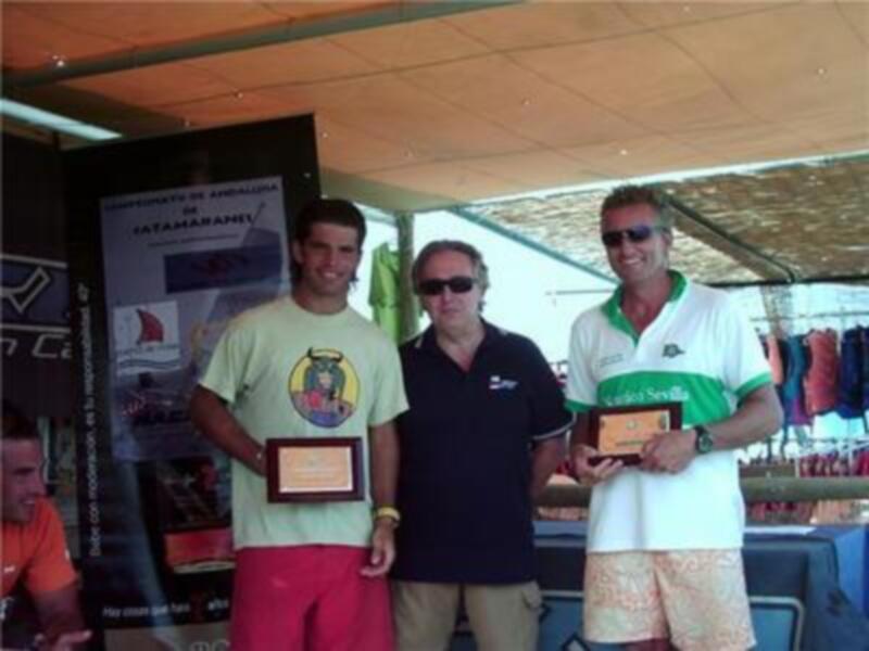 Fernando Lamadrid hace historia en el Campeonato del Mundo de Fórmula 18 