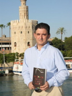 Cuestionario Sevillaclick a Francisco Gallardo Rodriguez autor de la novela El Rock de la calle Feria