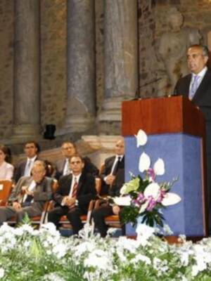 José Luis Sáez ya luce la Medalla de Extremadura