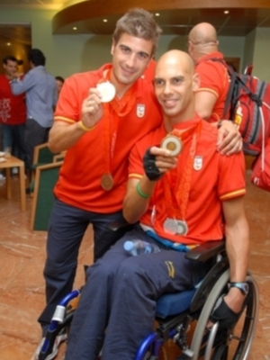 Calurosa acogida a su regreso a España al Equipo Paralímpico que logró 58 medallas en Pekín