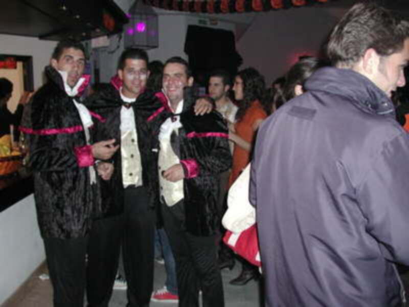 Gines celebra este viernes su segunda Gran Fiesta de Halloween