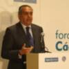 José Luis Sáez, presentado por Lolo Sainz en el Foro de Cádiz