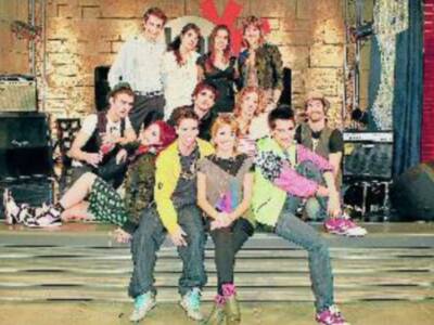 Antena 3 TV estrena '18', la serie