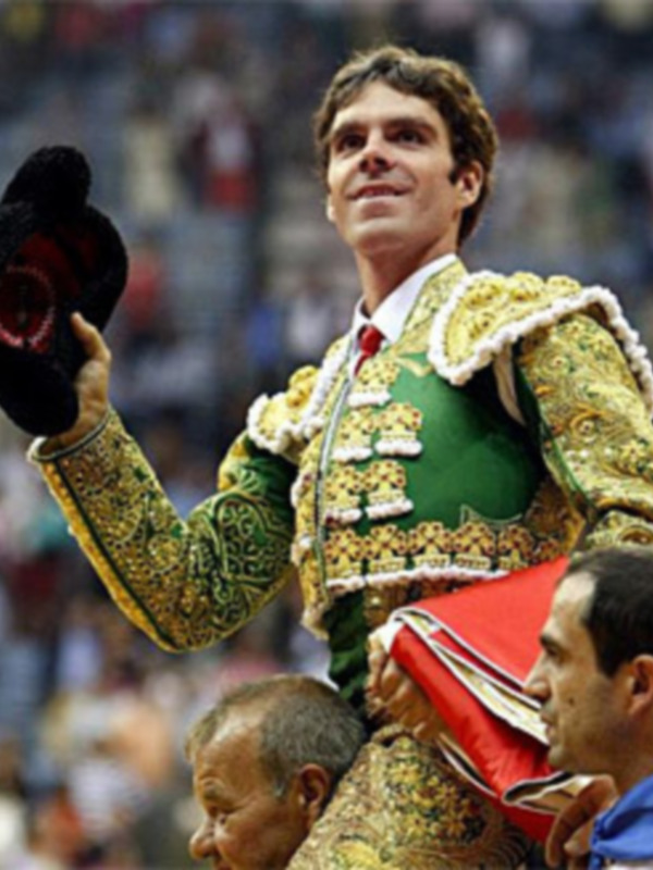 Paco Camino y José Tomás devolverán sus Medallas de Bellas Artes
