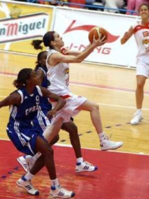 España arranca su rodaje para el Europeo con un trabajado triunfo sobre Cuba (67-53)