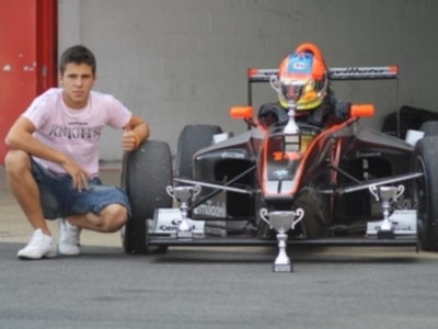 Montmeló asiste a otra exhibición de Manu Bejarano en la Copa Fórmula Futuro