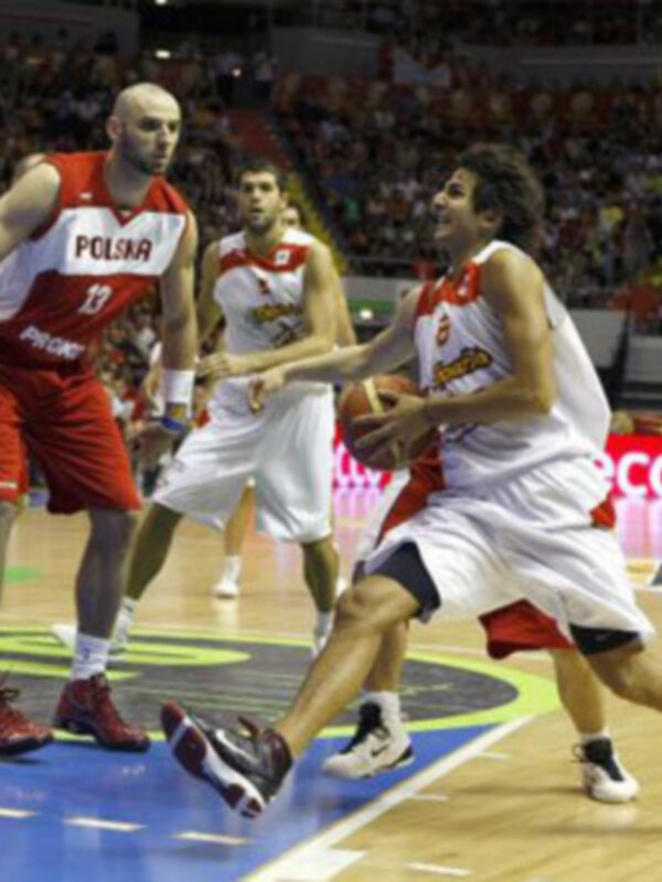 La Selección remata en Zaragoza su sexta victoria consecutiva frente a los anfitriones del Eurobasket (88-83)