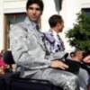 Cayetano Rivera triunfa en Ronda vestido de Armani ante su novia Eva González
