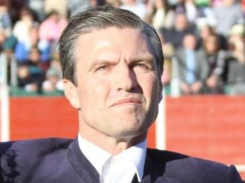Espartaco, tranquilo, más cerca de la reconciliación