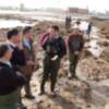 El delegado provincial de Pesca visita los corrales de marinos de Chipiona 