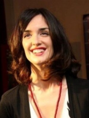 Paz Vega, "encantada de volver con una película al estilo de Berlanga y Bardem"