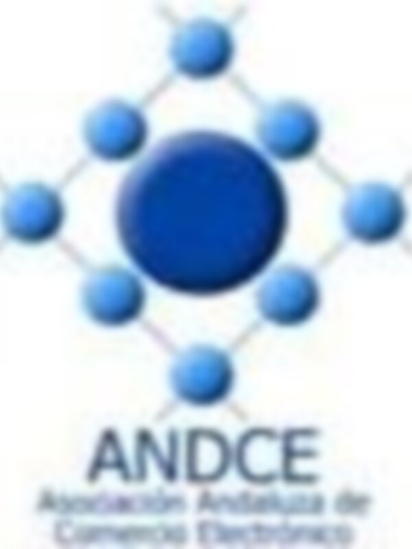 LA UNIÓN DE CONSUMIDORES DE ANDALUCÍA UCA/UCE DISTINGUE A ANDCE EN SU 8º CONGRESO ORDINARIO