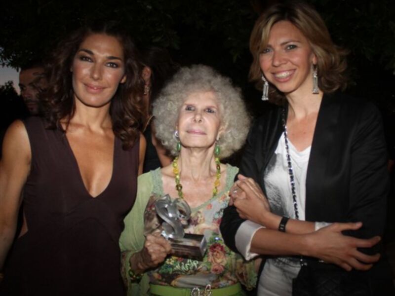 Marina Bernal será la pregonera de la  69 edición de Vela Ntra. Sra. de los Dolores del Cerro del Águila, de Sevilla, el próximo 23 de septiembre del 2010