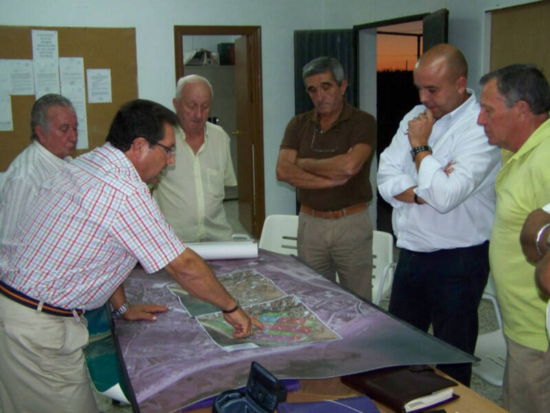 Antonio Peña mantiene el compromiso de crear una Oficina de Planeamiento en la zona de Las Tres Piedras(Chipiona)